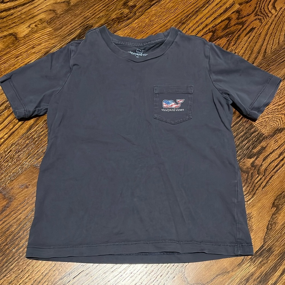 Vineyard vines t shirt top American flag size 5 boy